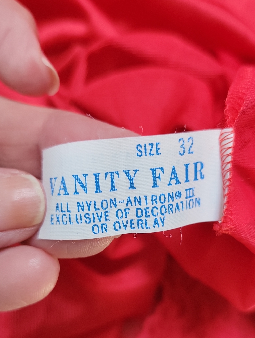 EUC (NWOT?) Vintage Vanity Fair Fitted A-Line Lace Edge Slip / Chemise - Picture 4 of 5